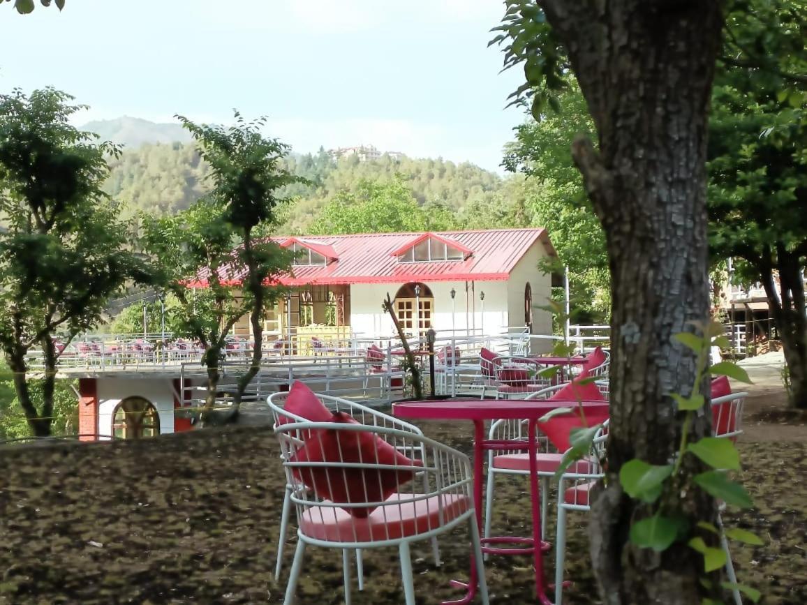 Aaroham Resort, Shimla Eksteriør billede