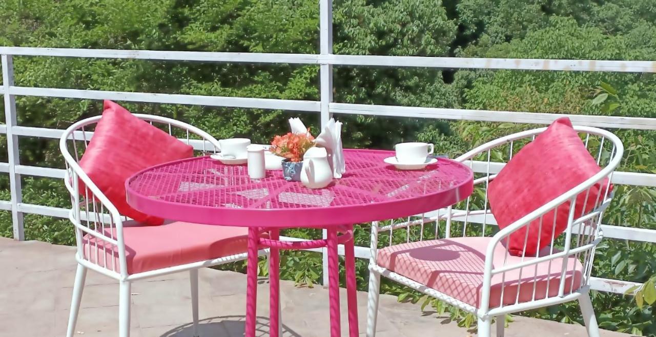 Aaroham Resort, Shimla Eksteriør billede